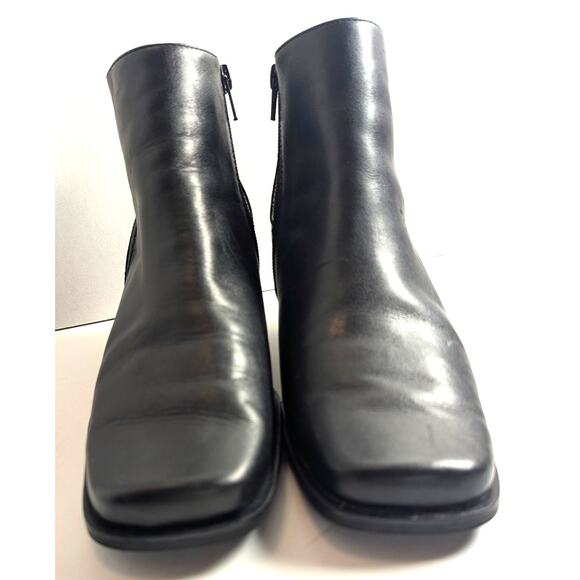 White Mountain leather heel ankle boots - Picture 4 of 7